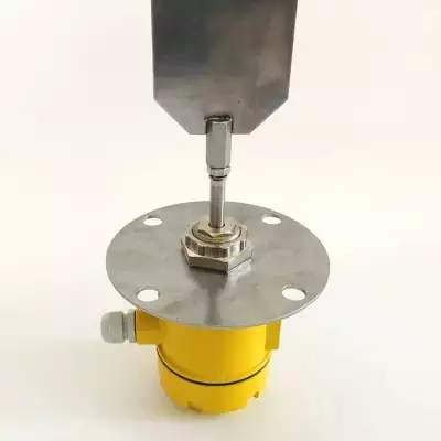 旋轉式堵煤開關SBNZX-150A、造紙廠塊狀物檢測料位開關RF961G-M22廠家